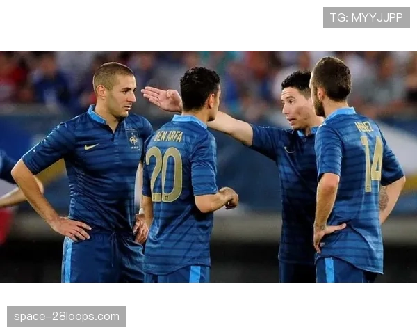 前法国国脚纳斯里受邀加入马赛教练组,担任技术顾问